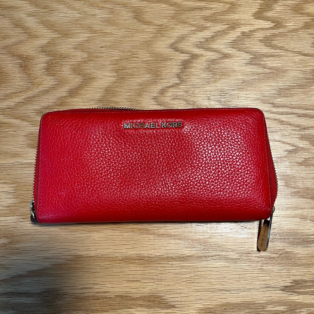 Michael Kors wallet/wristlet